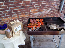 Laden Sie das Bild in den Galerie-Viewer, Grillholz-Sets