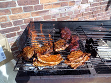 Laden Sie das Bild in den Galerie-Viewer, Grillholz-Sets