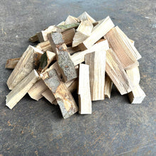Laden Sie das Bild in den Galerie-Viewer, Pizzaofen-Holz, Brennholz Buche Mini 12Kg für Pizzaofen