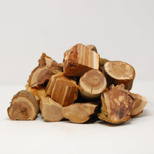Laden Sie das Bild in den Galerie-Viewer, Wood Chunks - Grillholz24