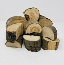 Laden Sie das Bild in den Galerie-Viewer, Wood Chunks
